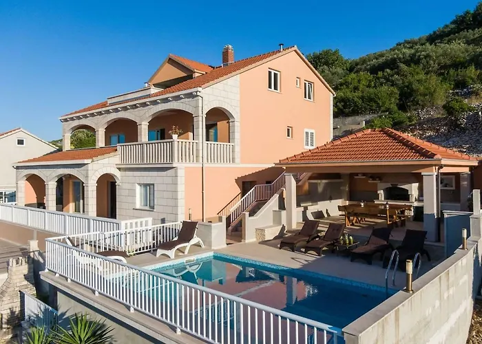 فيلة Sea Lady Blato (Korcula)