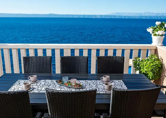 Sea Lady Blato (Korcula)